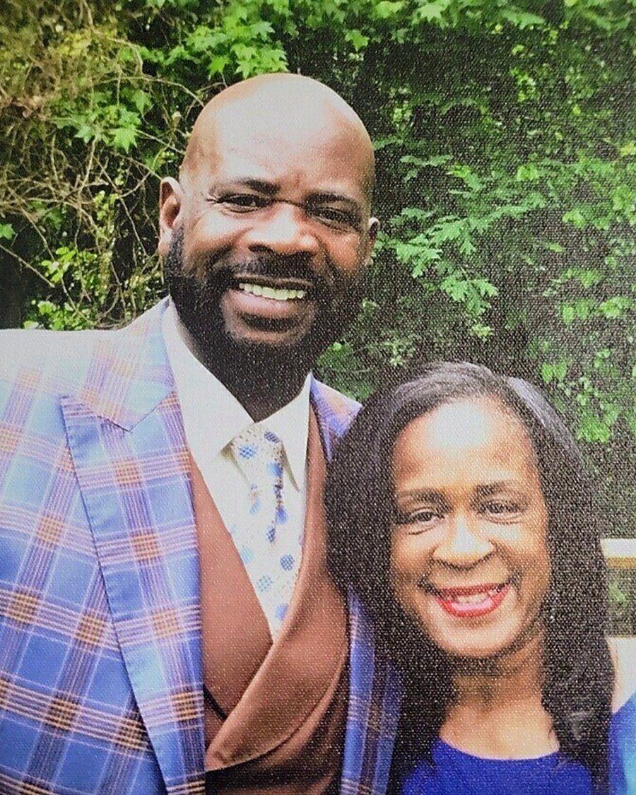 Jonathan and Lisa Richardson